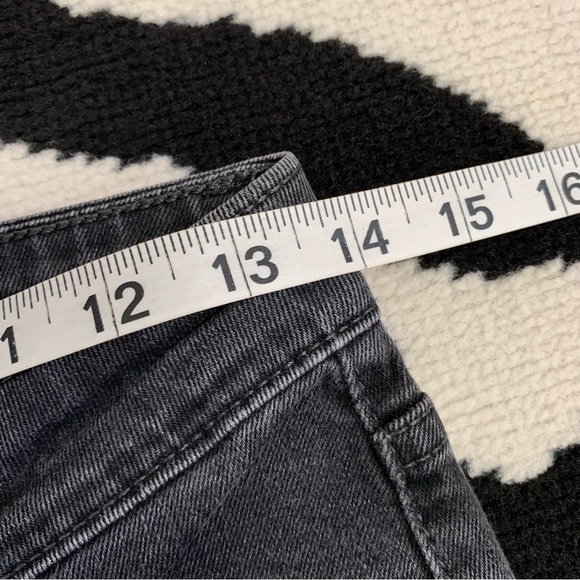 Levi's Distressed Mid Rise Skinny Jeans The Original Fit Washed Black Size 4 - Picture 6 of 10